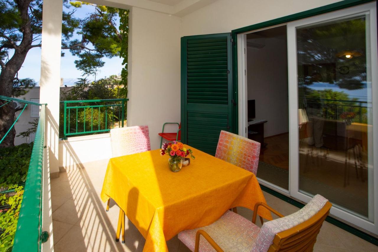 Apartment Nola Podgora Luaran gambar