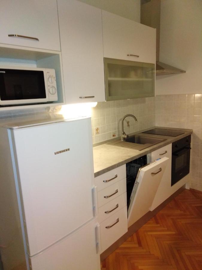 Apartment Nola Podgora Luaran gambar