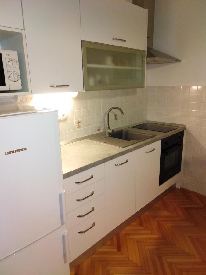 Apartment Nola Podgora Luaran gambar
