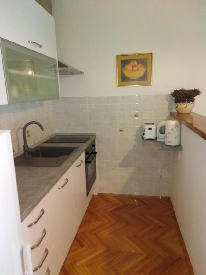 Apartment Nola Podgora Luaran gambar