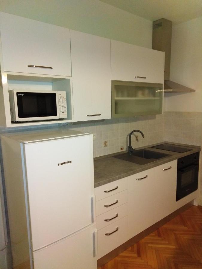 Apartment Nola Podgora Luaran gambar