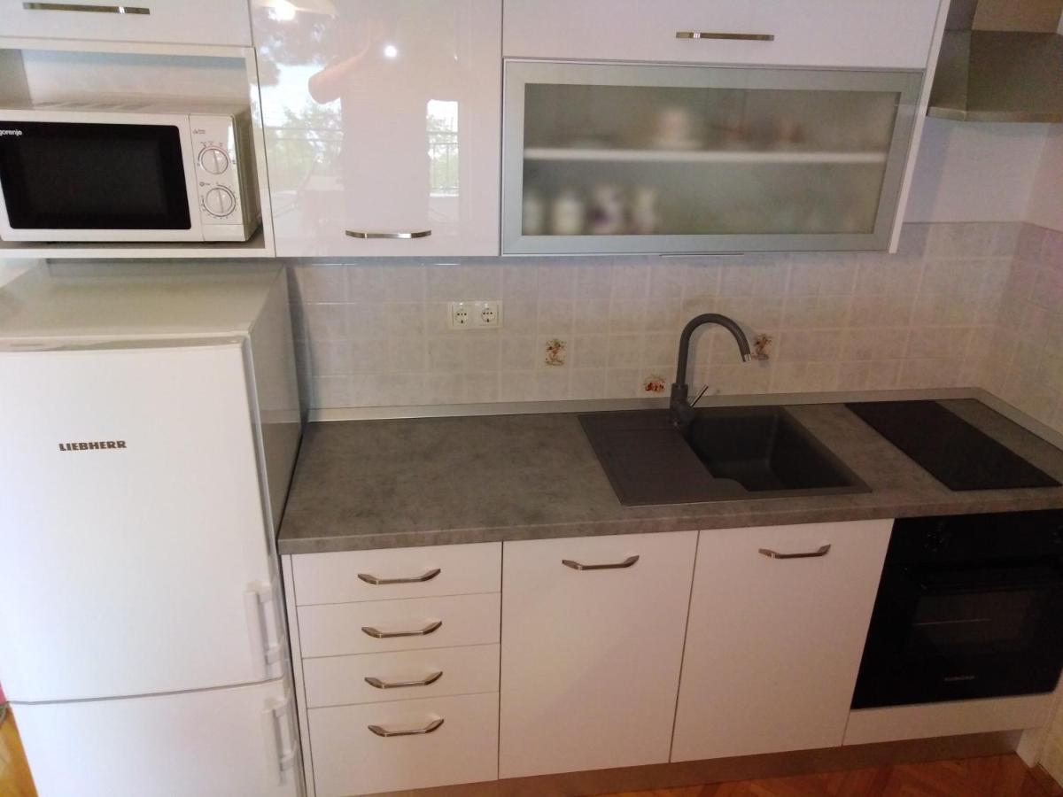 Apartment Nola Podgora Luaran gambar