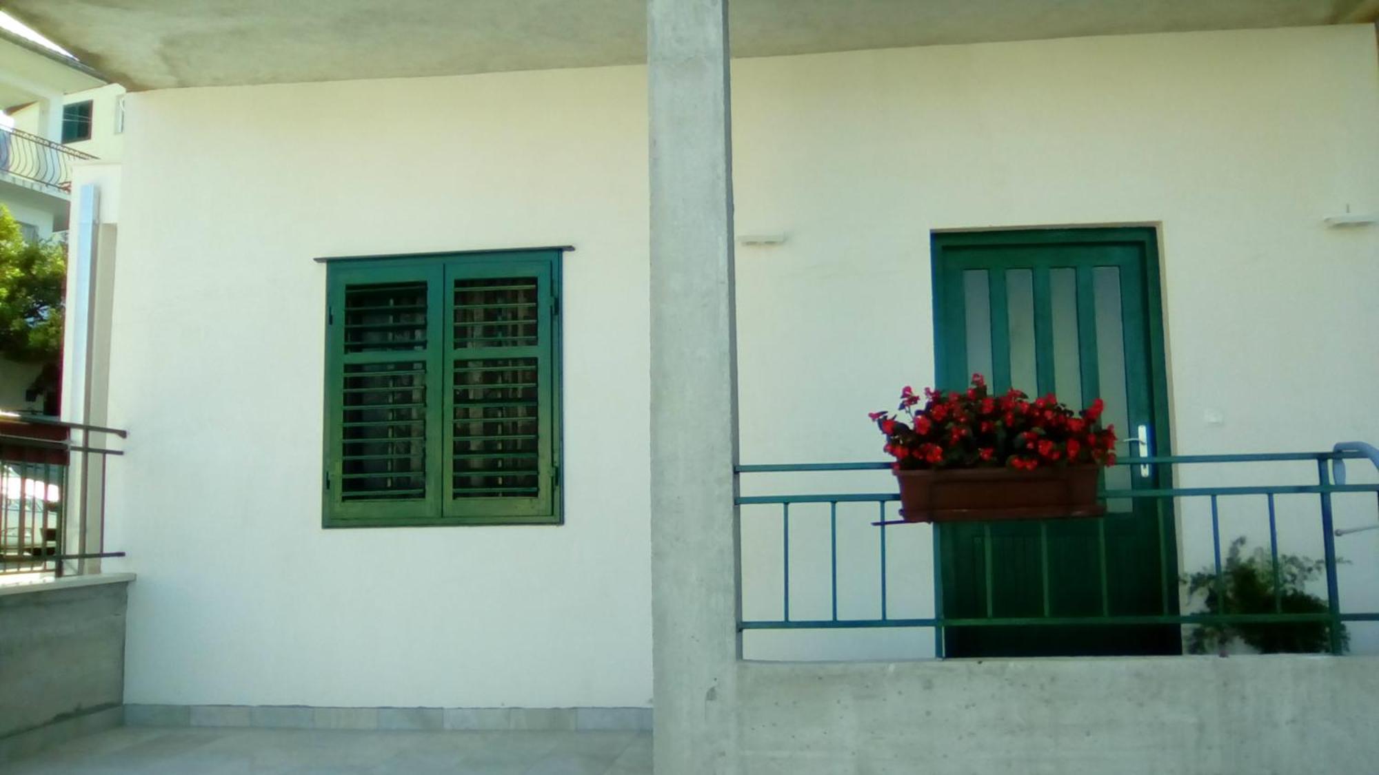 Apartment Nola Podgora Bilik gambar